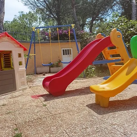 House 普拉塔莫纳